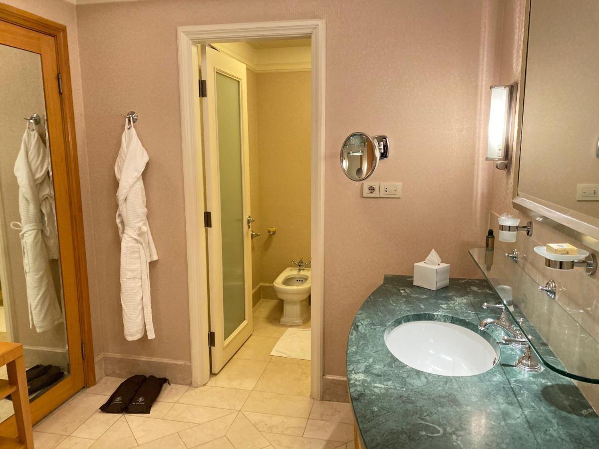 קהיר Chez Haytham At Four Seasons Nile Plaza Residential Suite מראה חיצוני תמונה