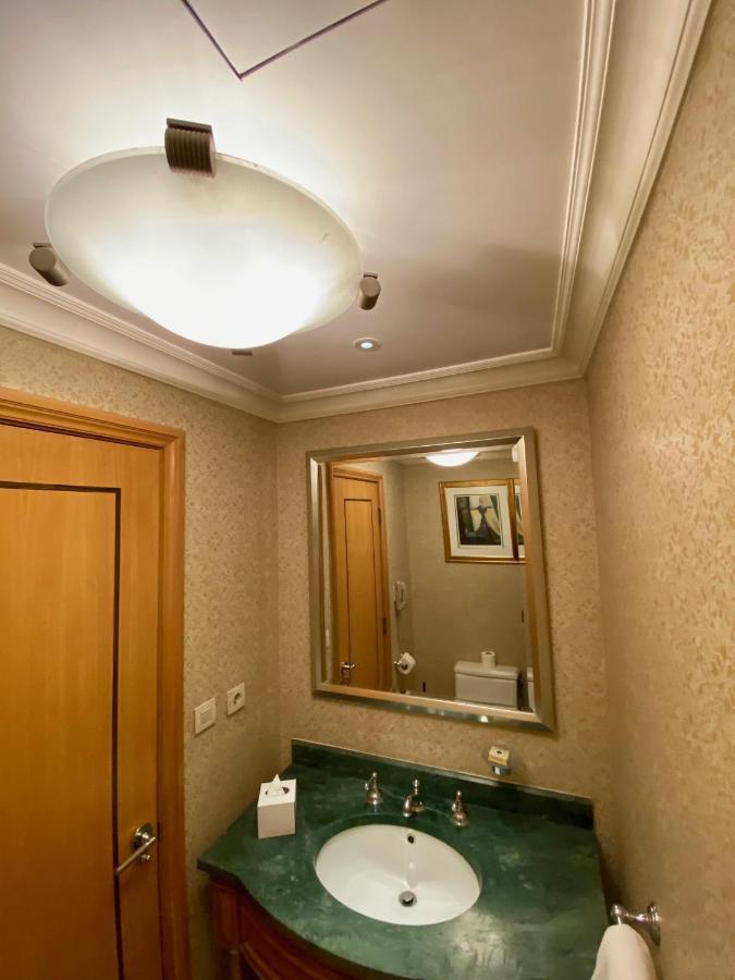 קהיר Chez Haytham At Four Seasons Nile Plaza Residential Suite מראה חיצוני תמונה
